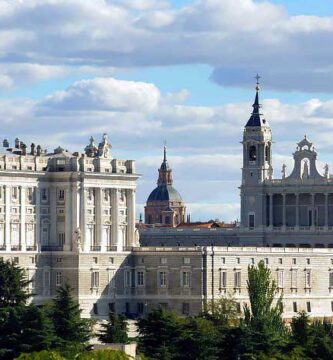 Tarot Tarot-en-Madrid-333x360 Tarot del Amor Madrid Tarot del amor  