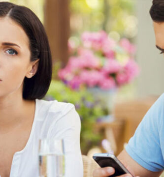 Tarot tu-pareja-es-infiel-333x360 ¿Pareja infiel ? Experiencias Tarot del amor  